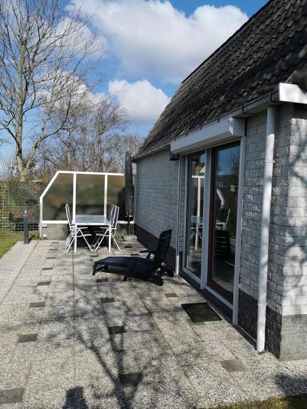Huisje Aan De Kust Sint Maartensvlotbrug Exteriör bild